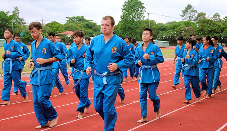 truong noi tru ivs 07