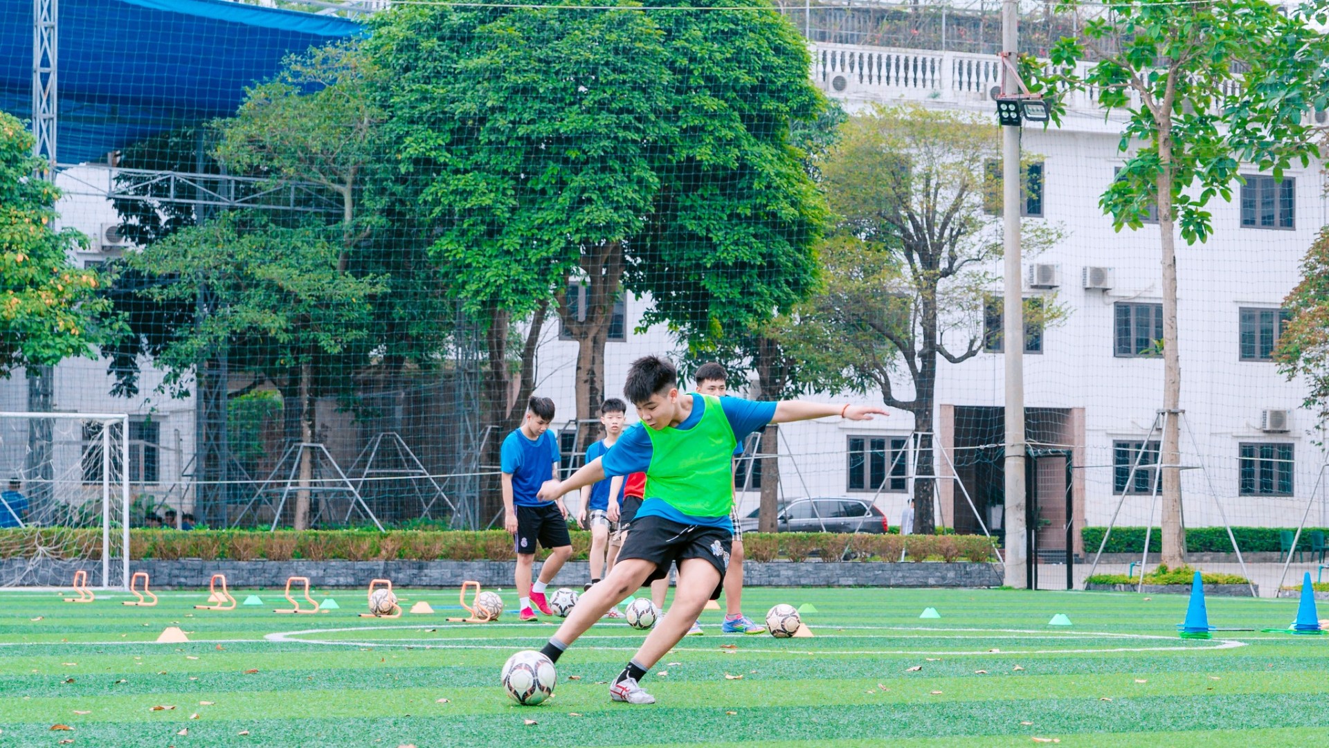 616033892 1502789528520060 4397855745896335264 n